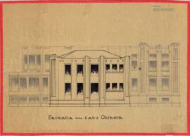 Fachada del lado oriente del Pabellón de Anatomía.